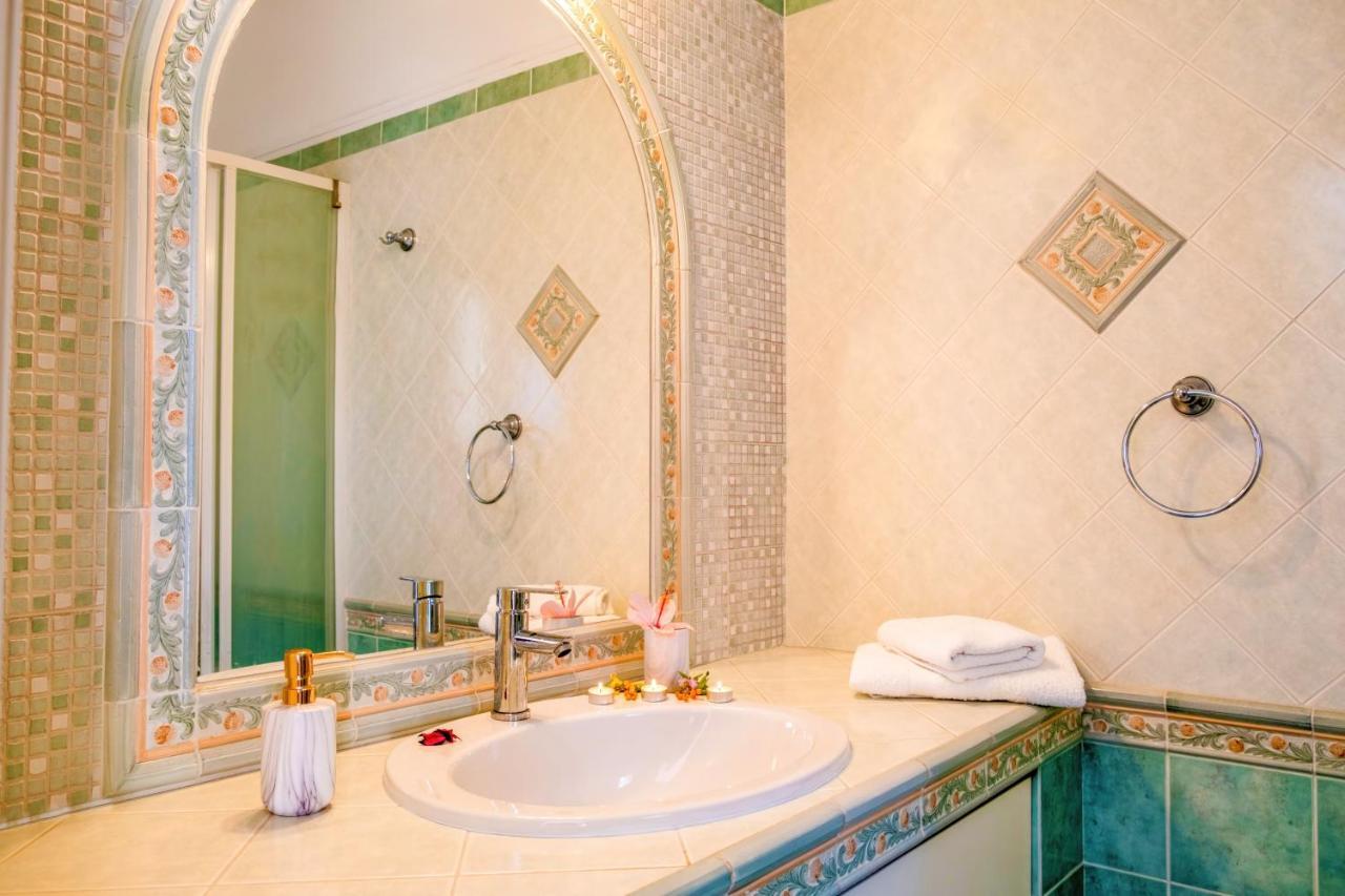 Afroditi In Chania Near Airport With Private Pool, Free Wi-fi, Souda Bay Views, Garden Oasis Vila