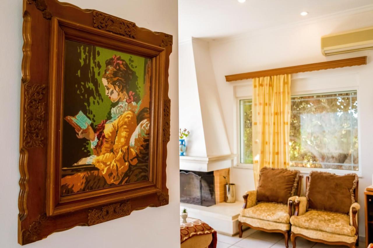 Afroditi In Chania Near Airport With Private Pool, Free Wi-fi, Souda Bay Views, Garden Oasis Vila *